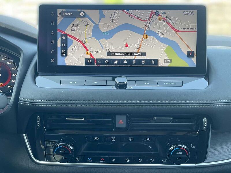 MG ZS Luxury 1.0 AT / LED/360/BSM/SH/CarPlay/Leder