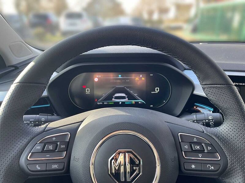 MG MG5 Luxury/ LED/360/Klimaaut/CarPlay/Kamera/PDC