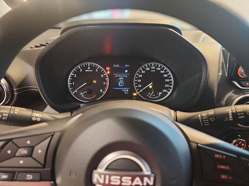 Nissan Juke N-DESIGN 1.0 DIG-T 114 PS 6MT  19'LM-Felgen Sitzheizung vorn Metallic-Lackierung