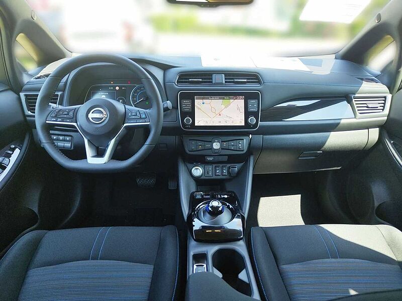 Nissan X-Trail 1.5 VC-T e-4ORCE 213PS 4x4 TEKNA Navi 360°Rundumsicht CarPlay Dachreling