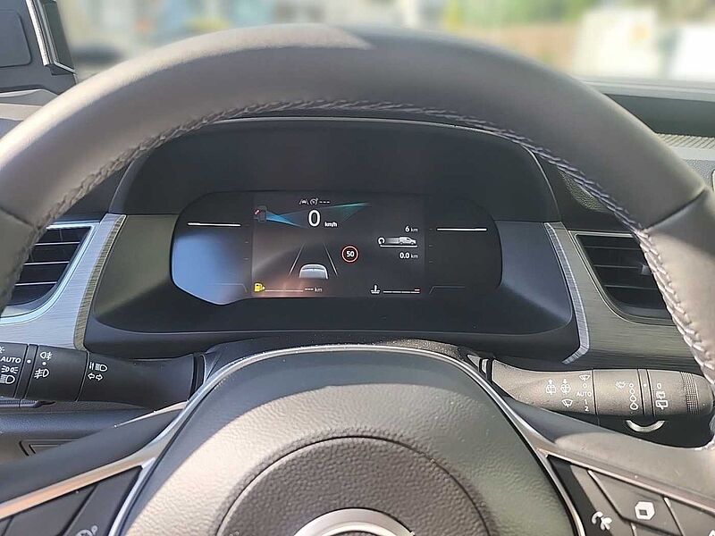 Nissan Townstar KOMBI L1 DIG-T 130 6MT TEKNA Carplay  Einpark-Assistent Getönte Scheiben Sitzhei