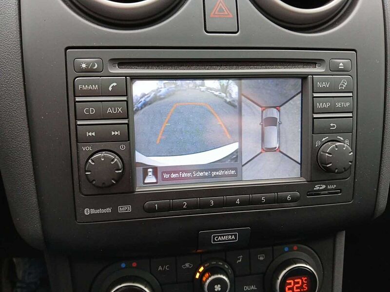 Nissan Qashqai 1.6l  NAVI PANO 360° Radio/CD